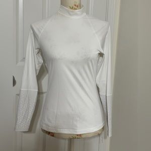 Lululemon UV protection long sleeves Rash Guard white size 10